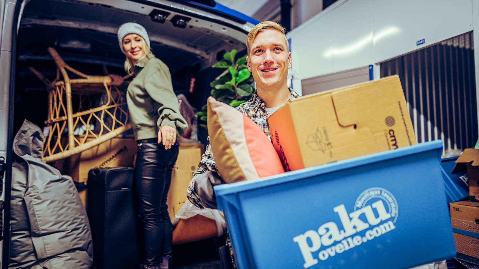 PakuOvelle.com - muuttamisesta mukavampaa